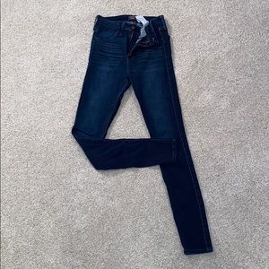 Abercrombie & Fitch women’s skinny jeans